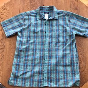 Patagonia summer weight short sleeve shirt. L
